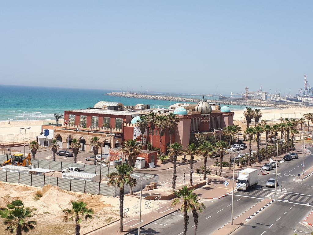 Shave Tsion Apartment In The Center Ashdod Eksteriør bilde