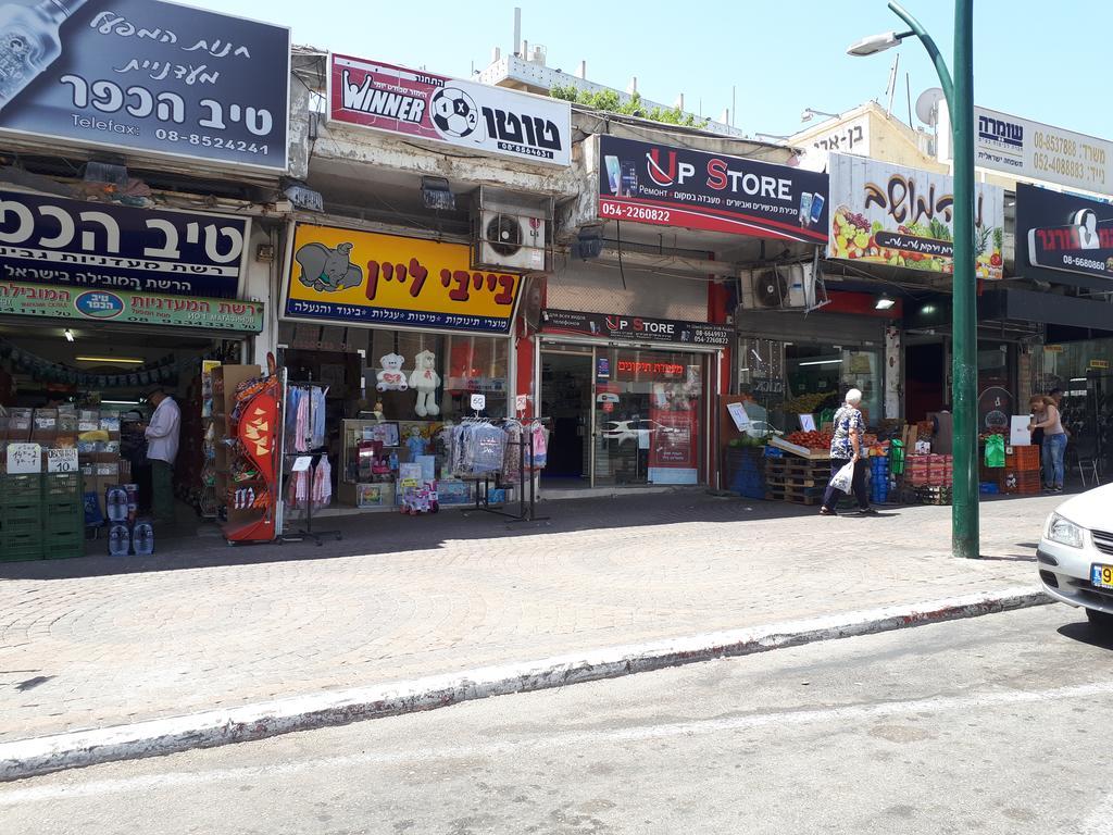 Shave Tsion Apartment In The Center Ashdod Eksteriør bilde