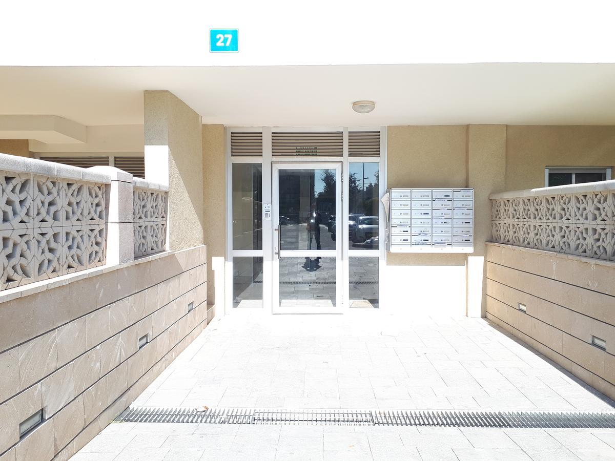 Shave Tsion Apartment In The Center Ashdod Eksteriør bilde