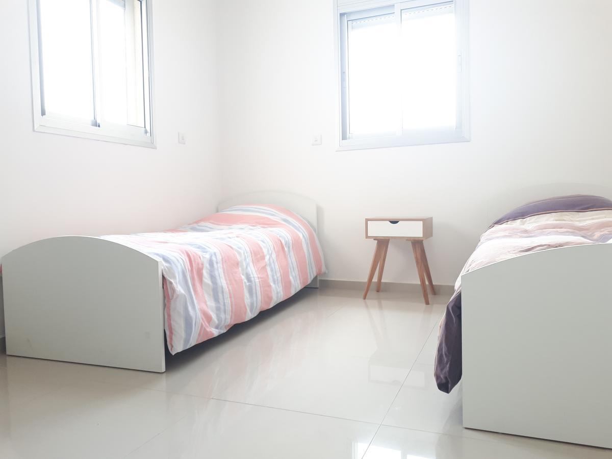 Shave Tsion Apartment In The Center Ashdod Eksteriør bilde